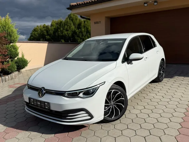 Volkswagen Golf Life 1.0 eTSI 81kW