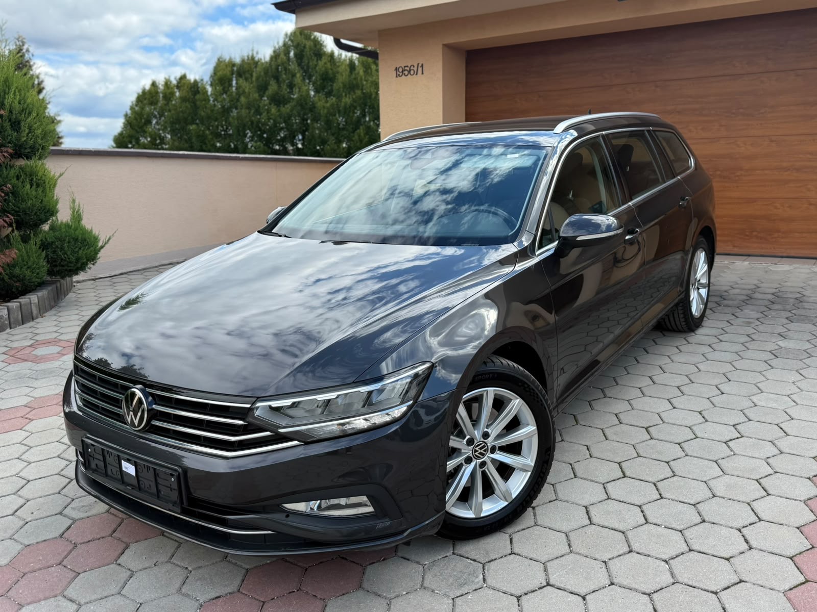 Volkswagen Passat Variant Business 2.0 TDI SCR 110kW