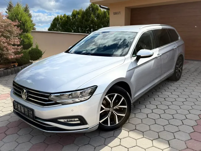 Volkswagen Passat Variant Elegance 2.0 TDI SCR 110kW