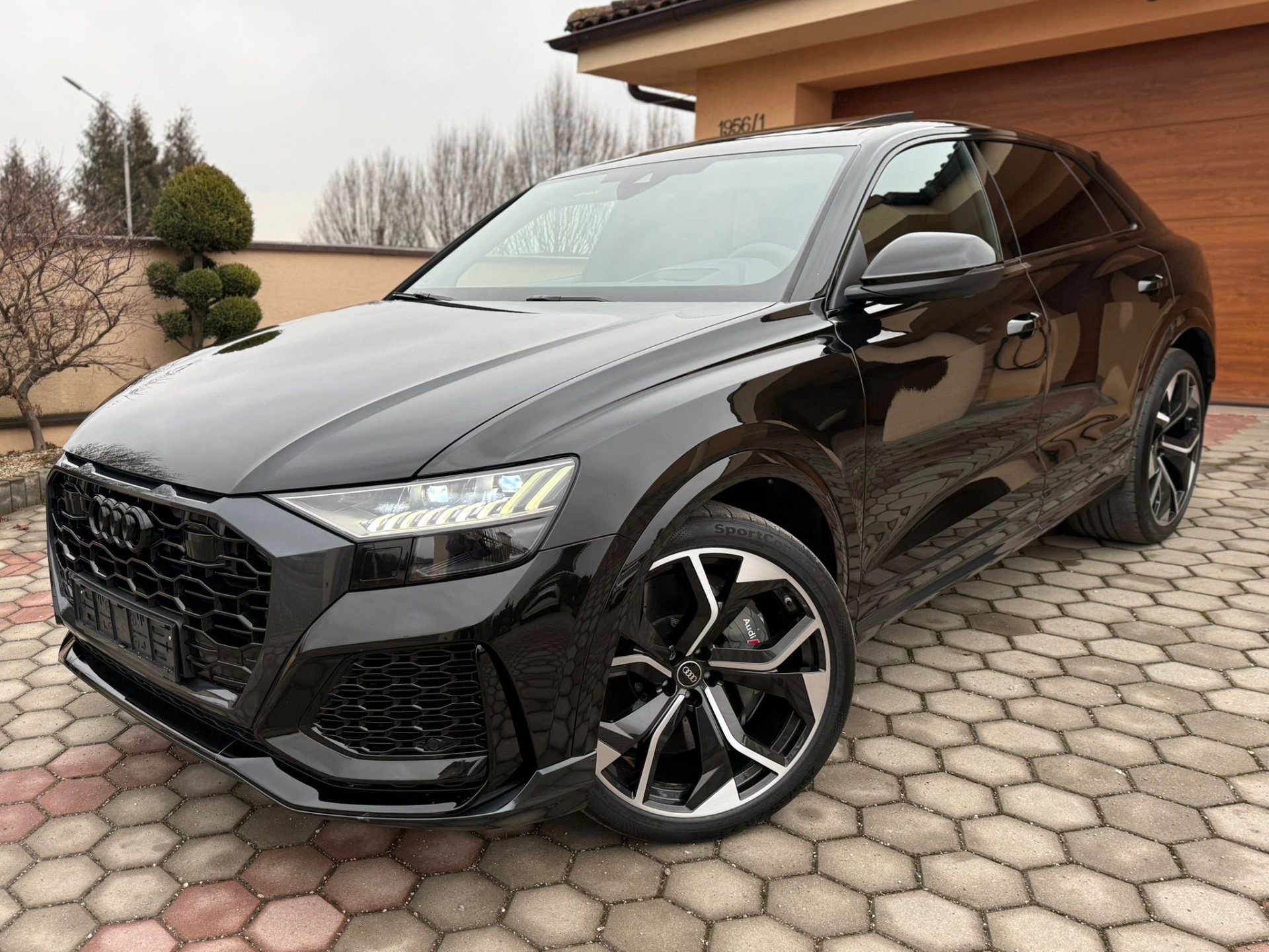 Audi RSQ8 quattro 4.0 TFSI V8 Biturbo