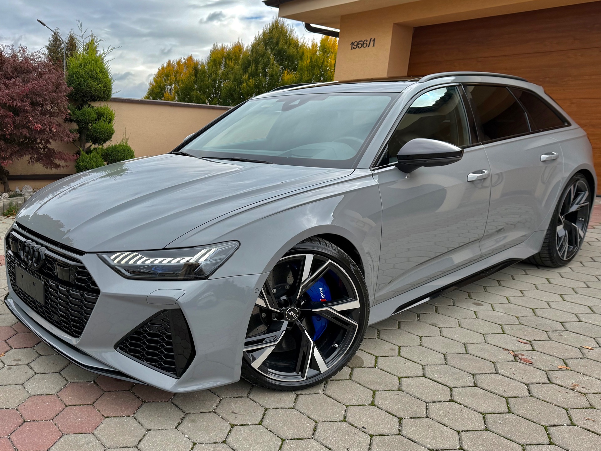 Audi RS6 Avant 4.0 TFSI quattro tiptronic mHEV